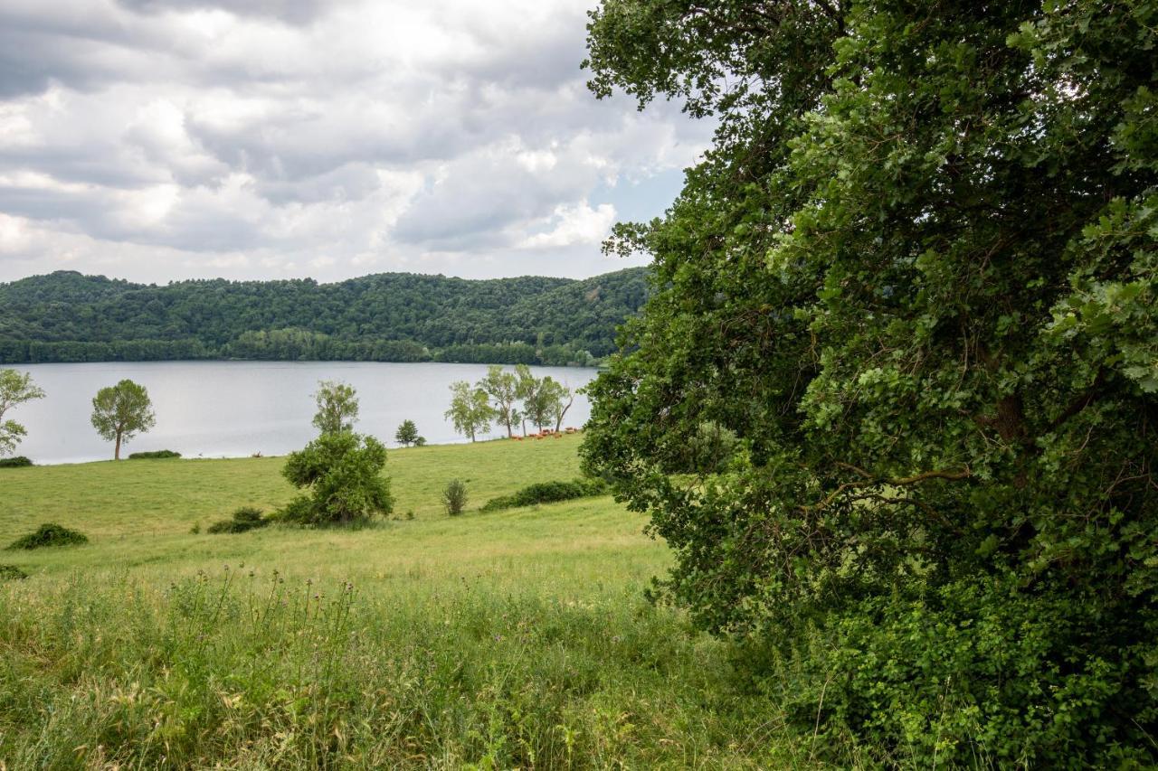 Agriturismo Lago Di Mezzano Valentano Экстерьер фото